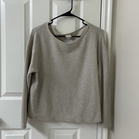 3 1/4 Sleeve Light Sweater - Picture 1 of 1